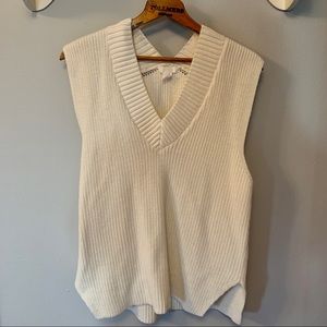 H&M white sweater vest